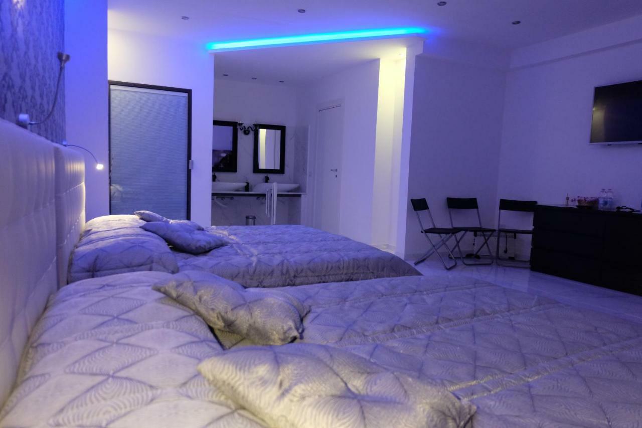White Room Idromassaggio Su Richiesta Naples Exterior photo